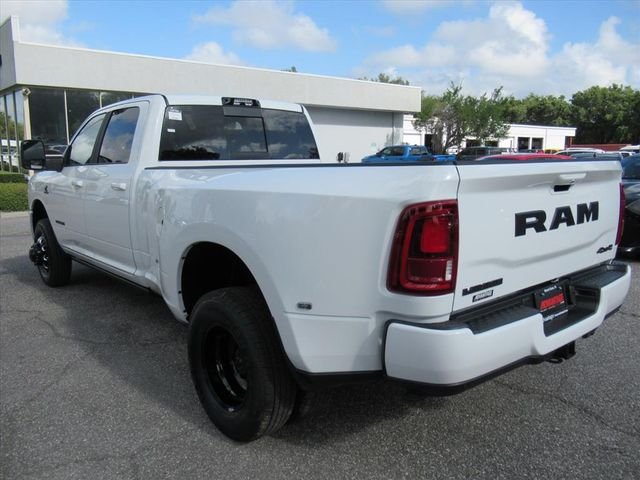 New 2026 Bright White Clear-Coat Exterior Paint RAM Laramie image 4