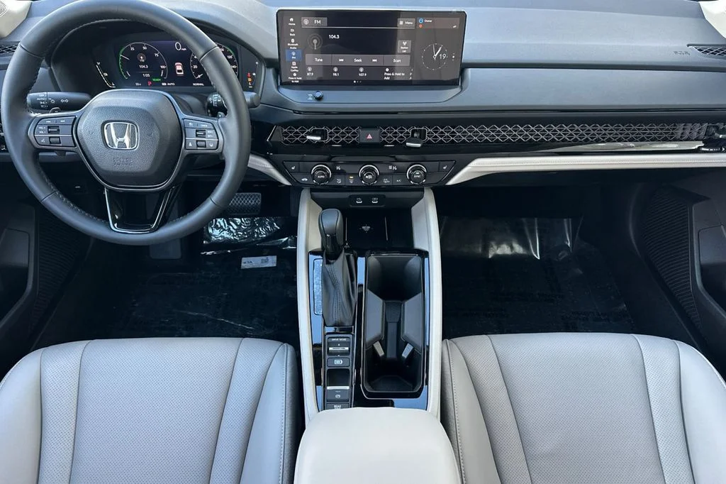 New 2026 Meteorite Gray Metallic Honda EX-L image 15