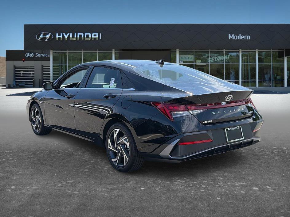 New 2026 Abyss Black Hyundai Limited image 4