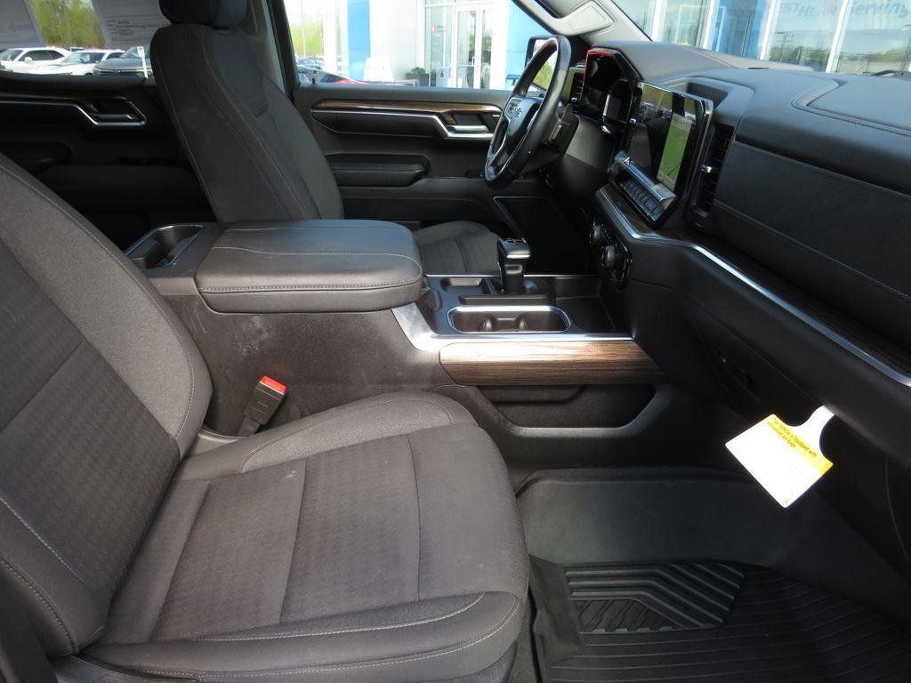 Used 2023 Ash Chevrolet RST image 14