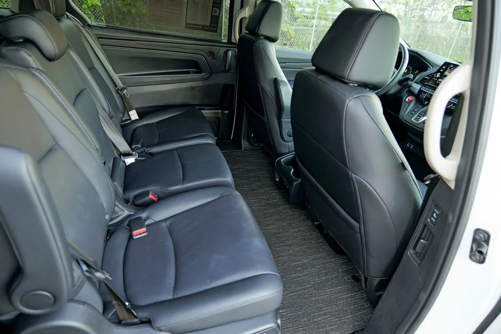 Used 2025 White Honda EX-L image 28