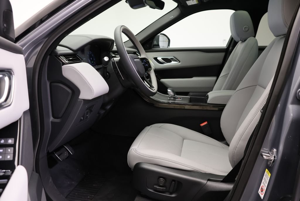 New 2026 Zadar Grey Land Rover P250 Base image 29