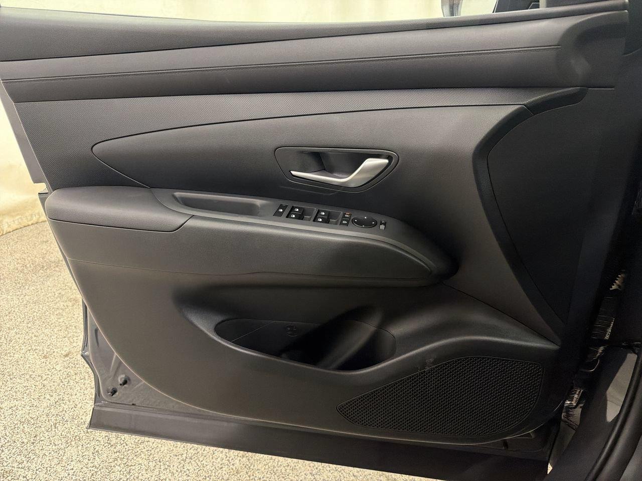 New 2026 Ecotronic Gray Hyundai SEL Plus AWD image 17