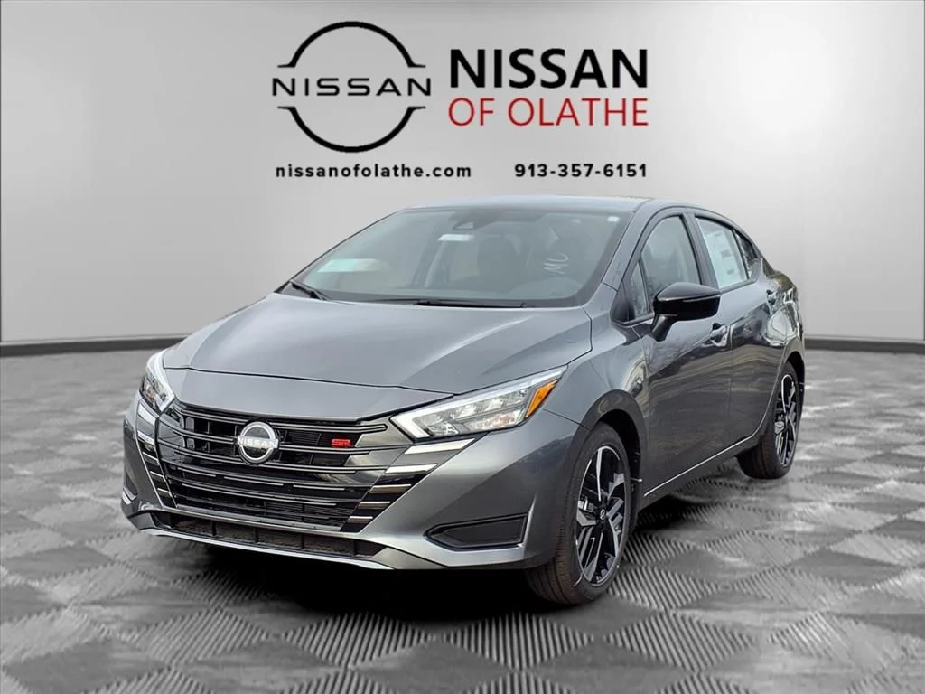 2025 Nissan Versa 1.6 SR CVT's photo
