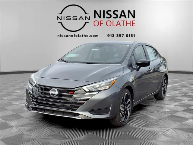 2025 Nissan Versa SR