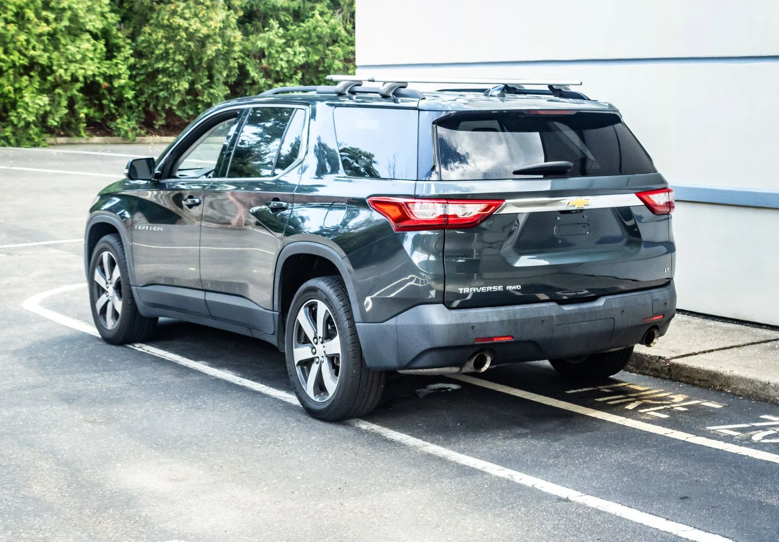 Used 2020 Gray Chevrolet 3LT image 5