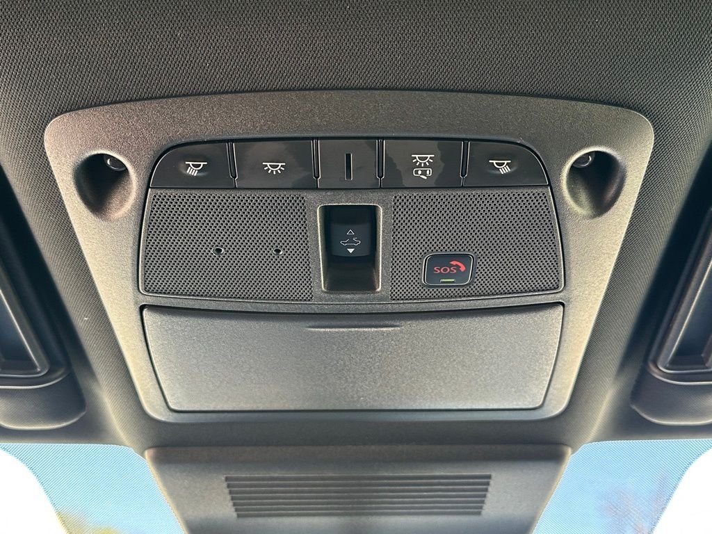 Used 2021 Black INFINITI Sensory image 32
