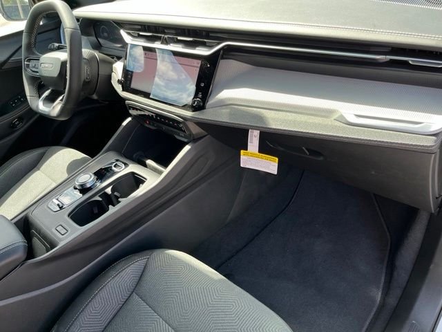 New 2026 Bright White Clearcoat Jeep Laredo image 24