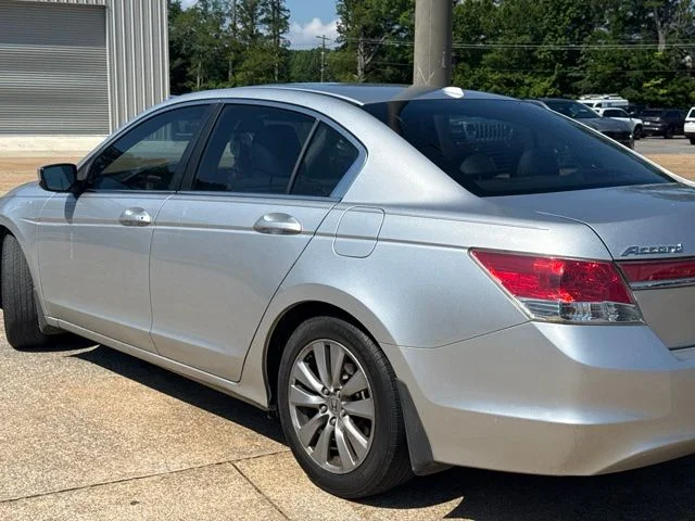 Used 2012 Silver Honda EX-L image 5