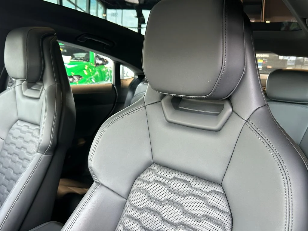 2023 Audi e-tron GT Premium Plus - Photo 14