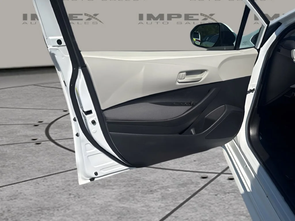 Used 2025 White Toyota LE image 20