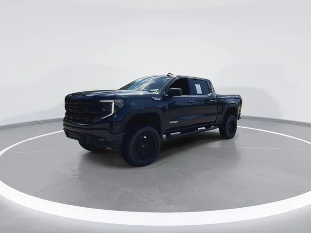 Used 2024 Silver GMC Elevation image 5