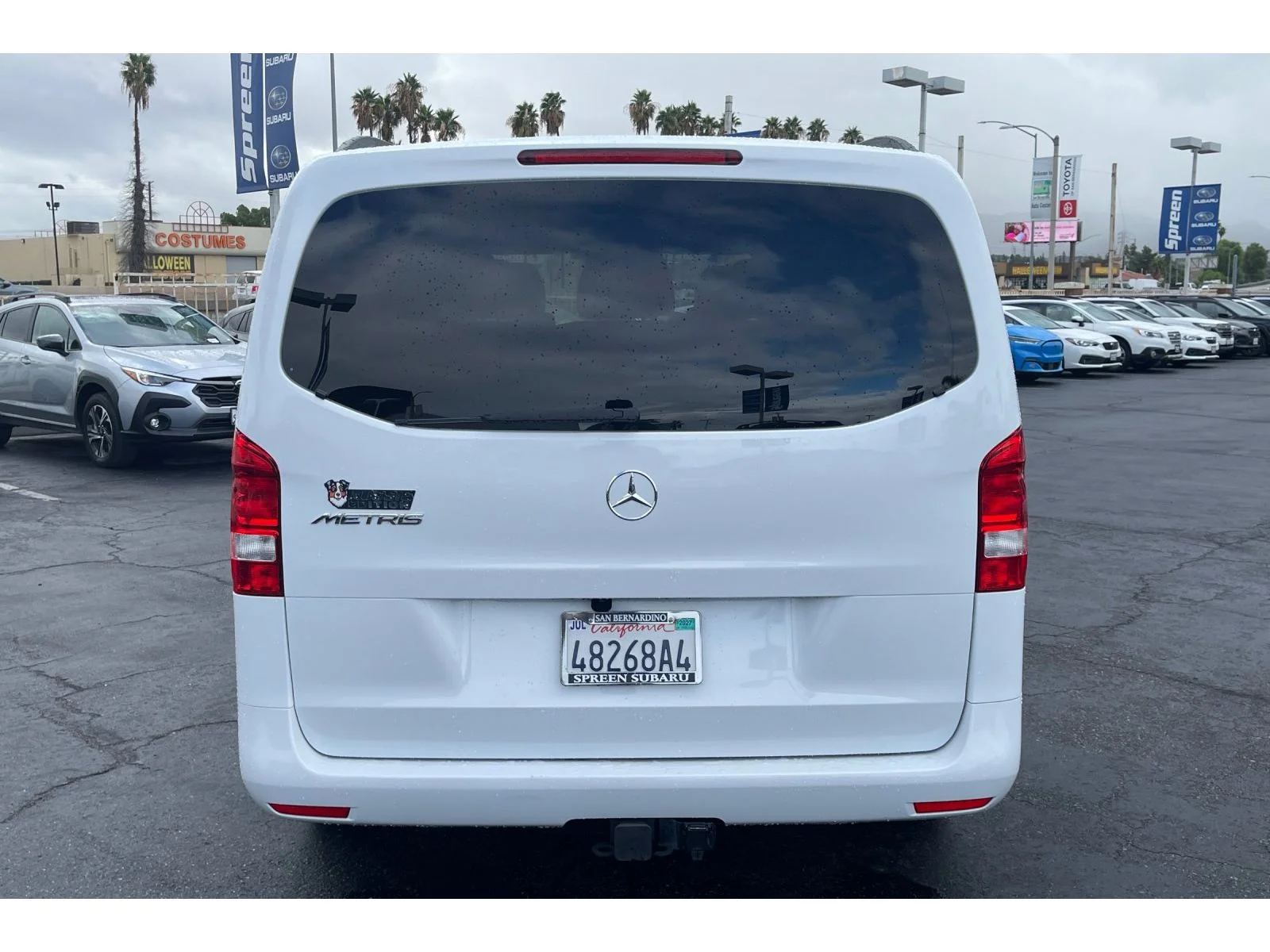 Used 2023 Arctic White Mercedes-Benz Base image 4