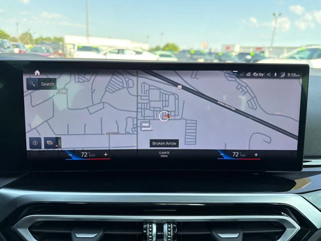 2023 BMW 3 Series 330i - Photo 12