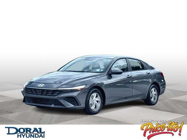 2025 Hyundai Elantra SE