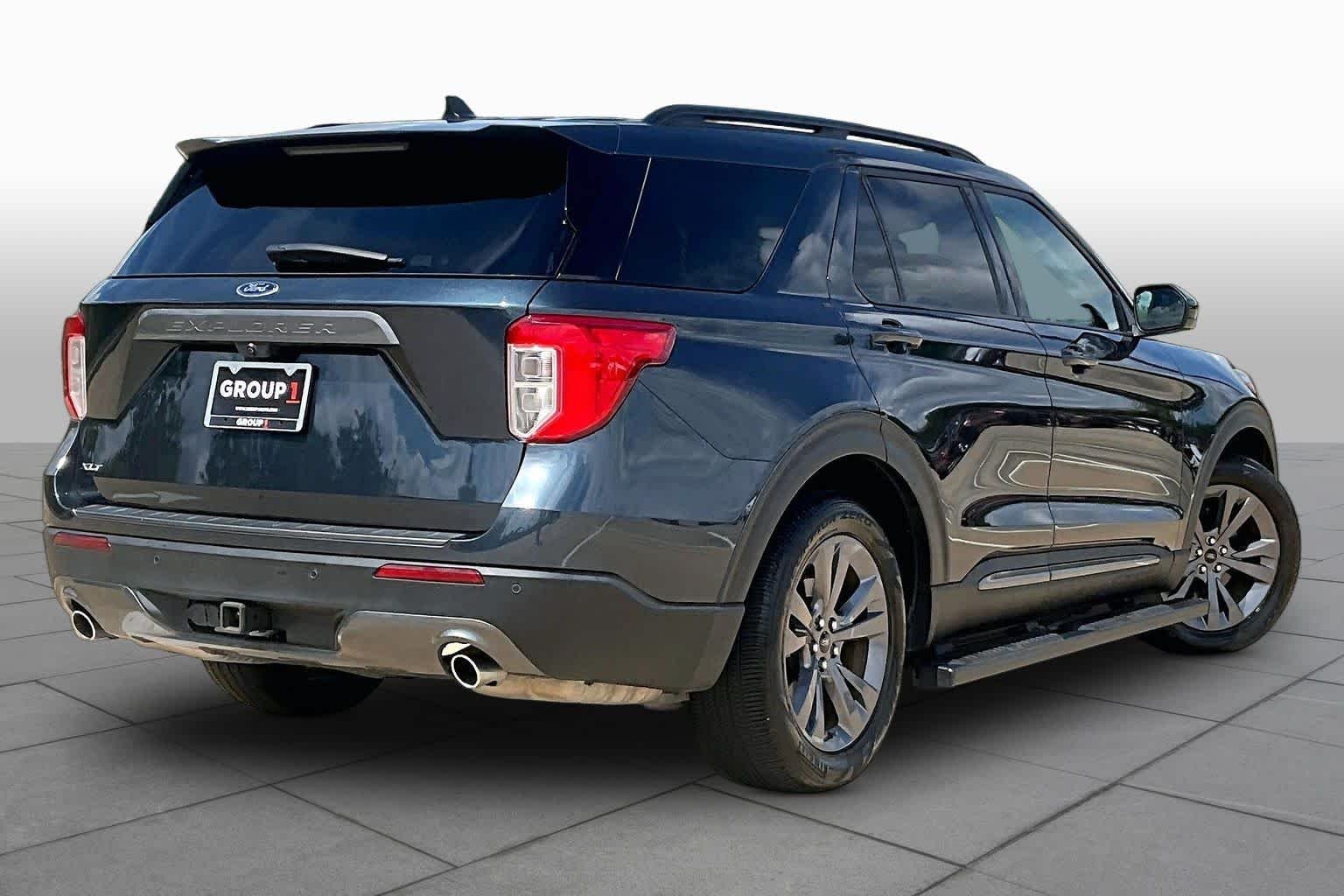 Used 2022 Stone Blue Metallic Ford XLT image 13