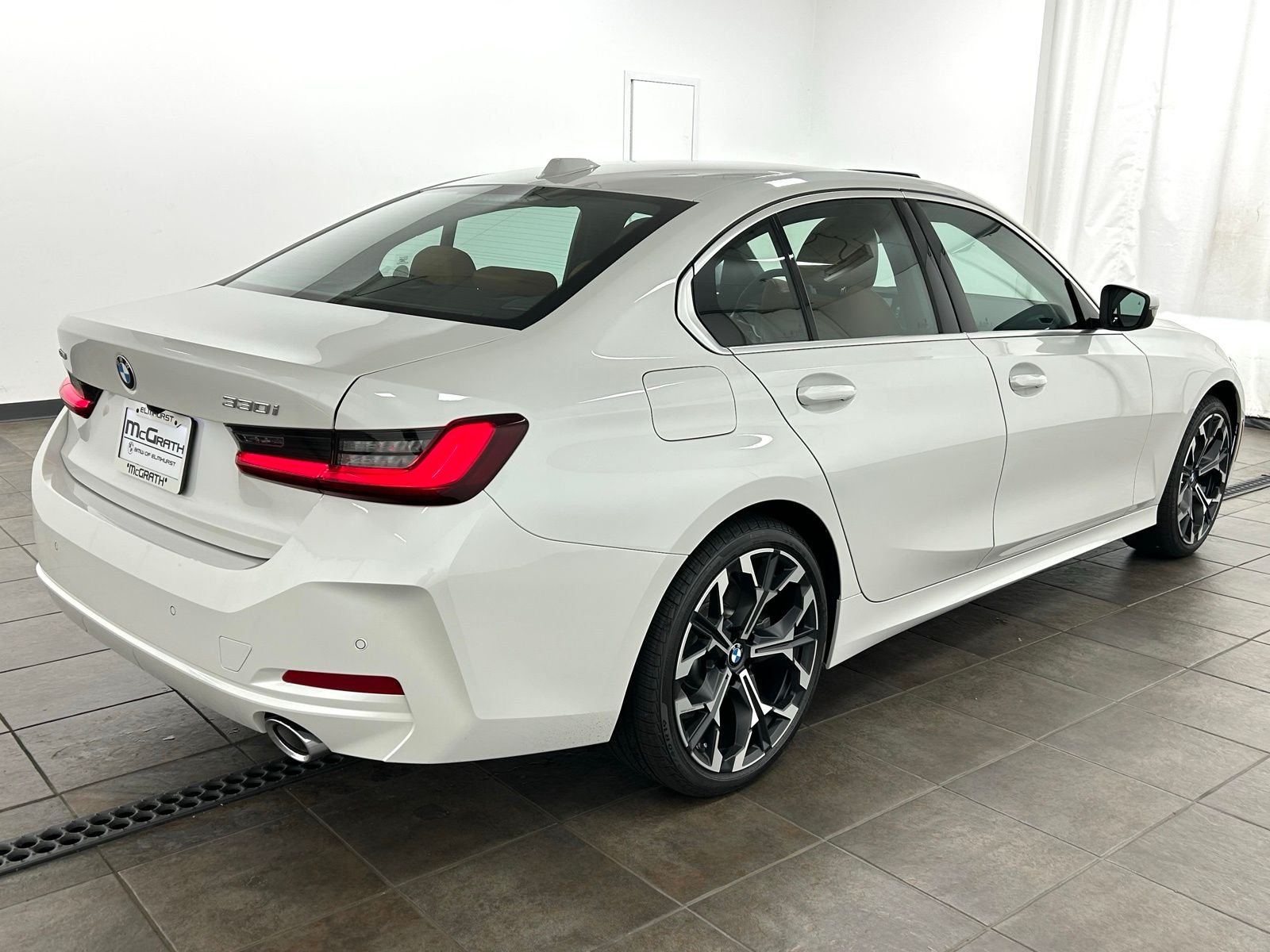 Certified Used 2025 Mineral White Metallic BMW 330i xDrive image 5