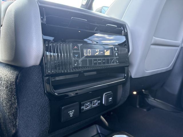 New 2026 White Jeep Limited Reserve image 24