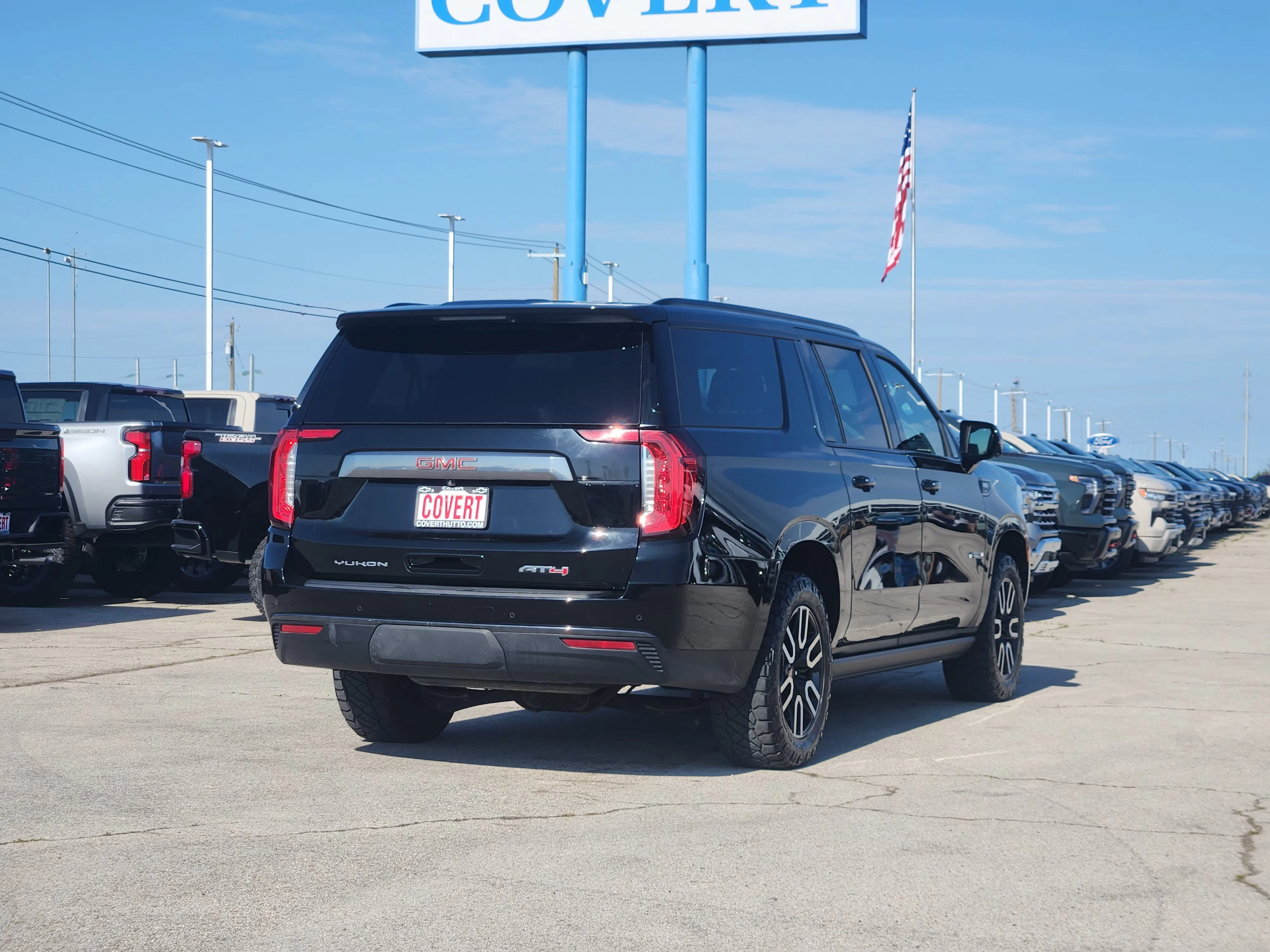 Used 2021 Onyx Black GMC AT4 image 7