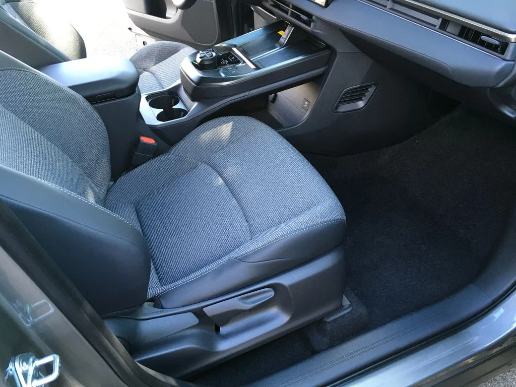 New 2026  Toyota XLE Plus image 28