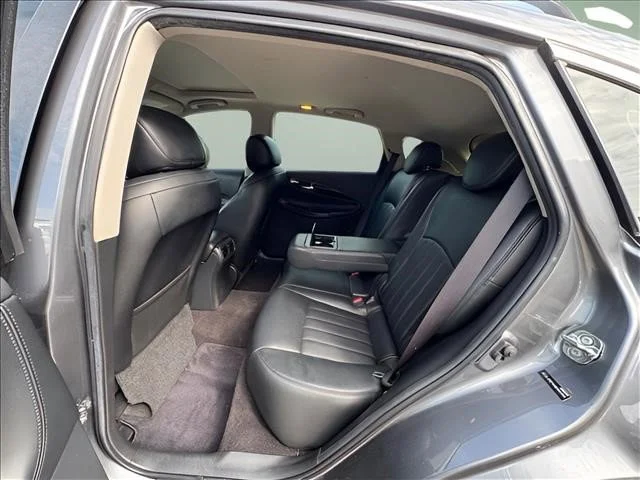 Used 2017 Graphite Shadow INFINITI Base image 10