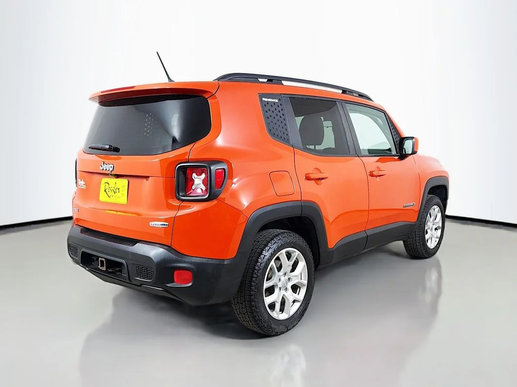 Used 2015 Orange Jeep Latitude image 6