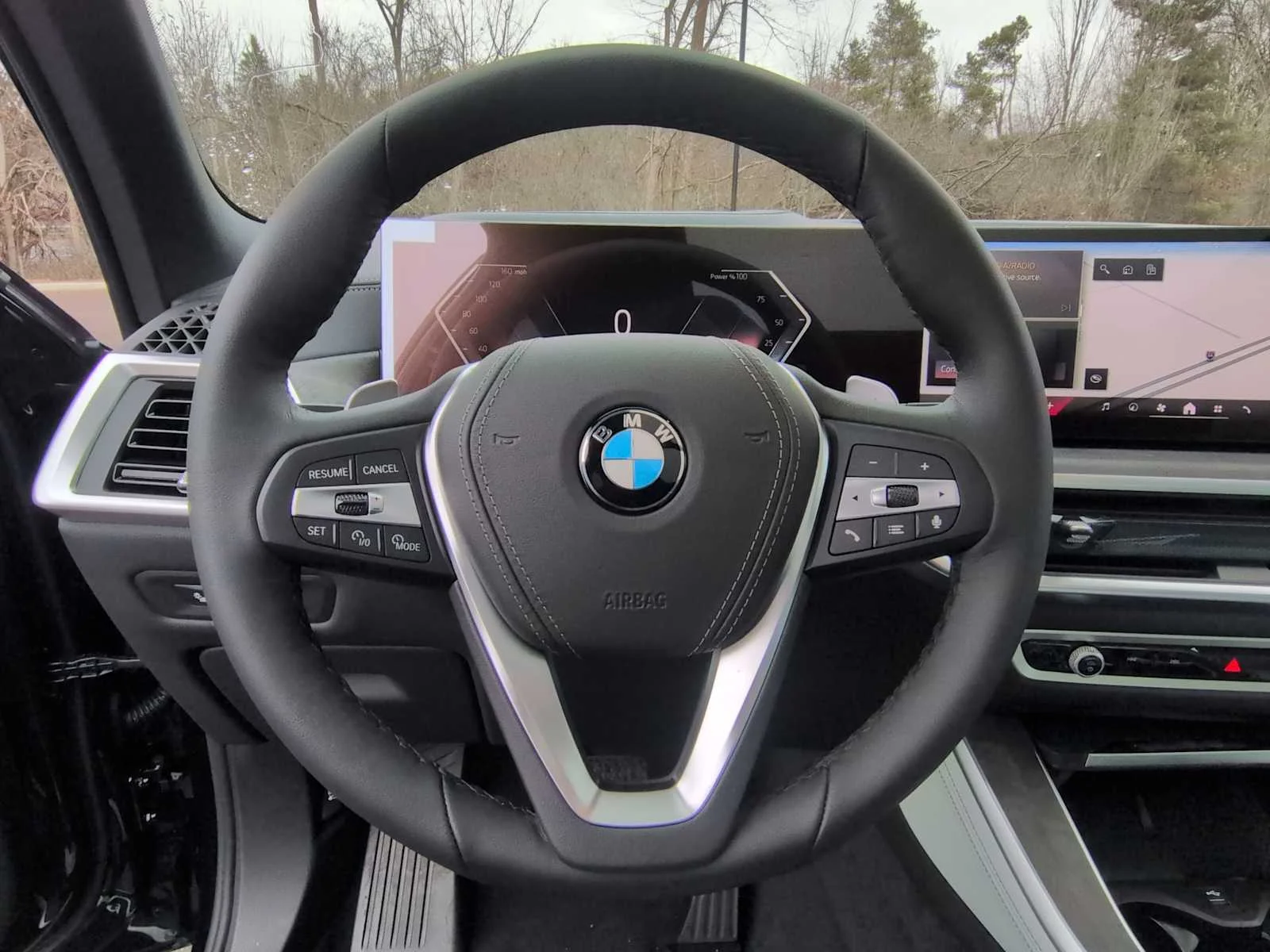 New 2026 Black Sapphire Metallic BMW xDrive40i image 30