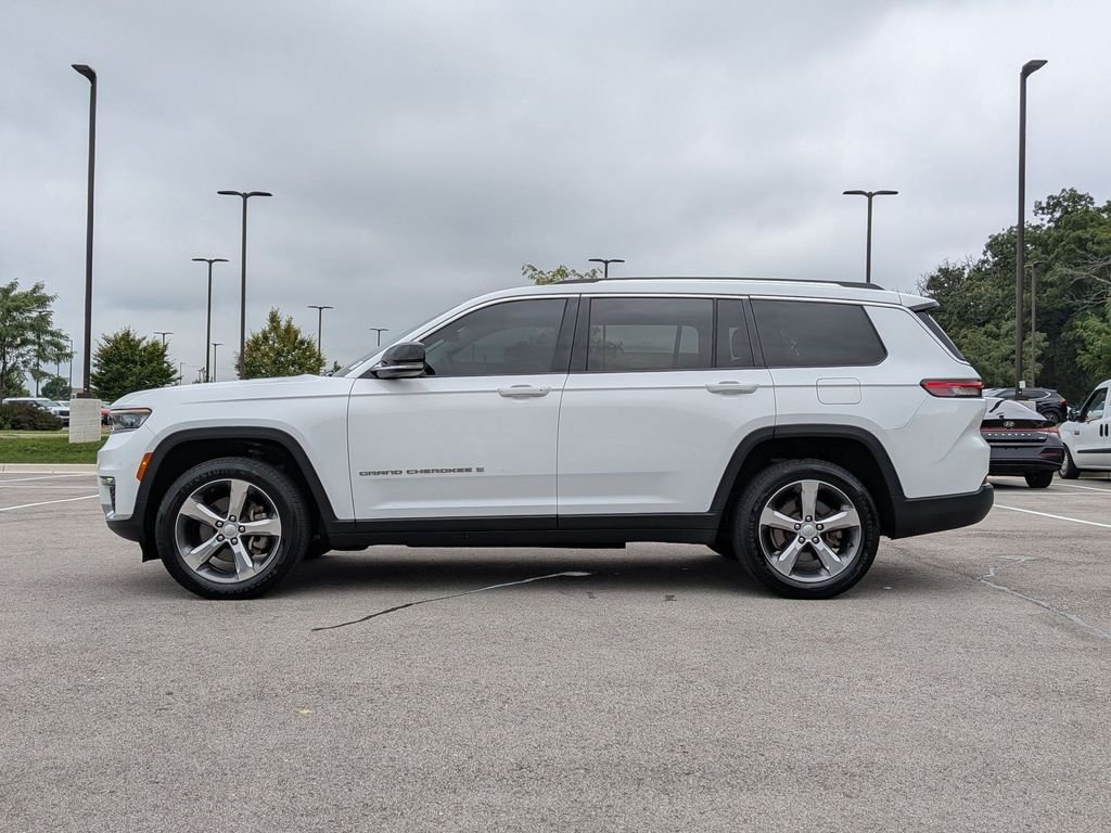 Used 2021 White Jeep Limited image 4