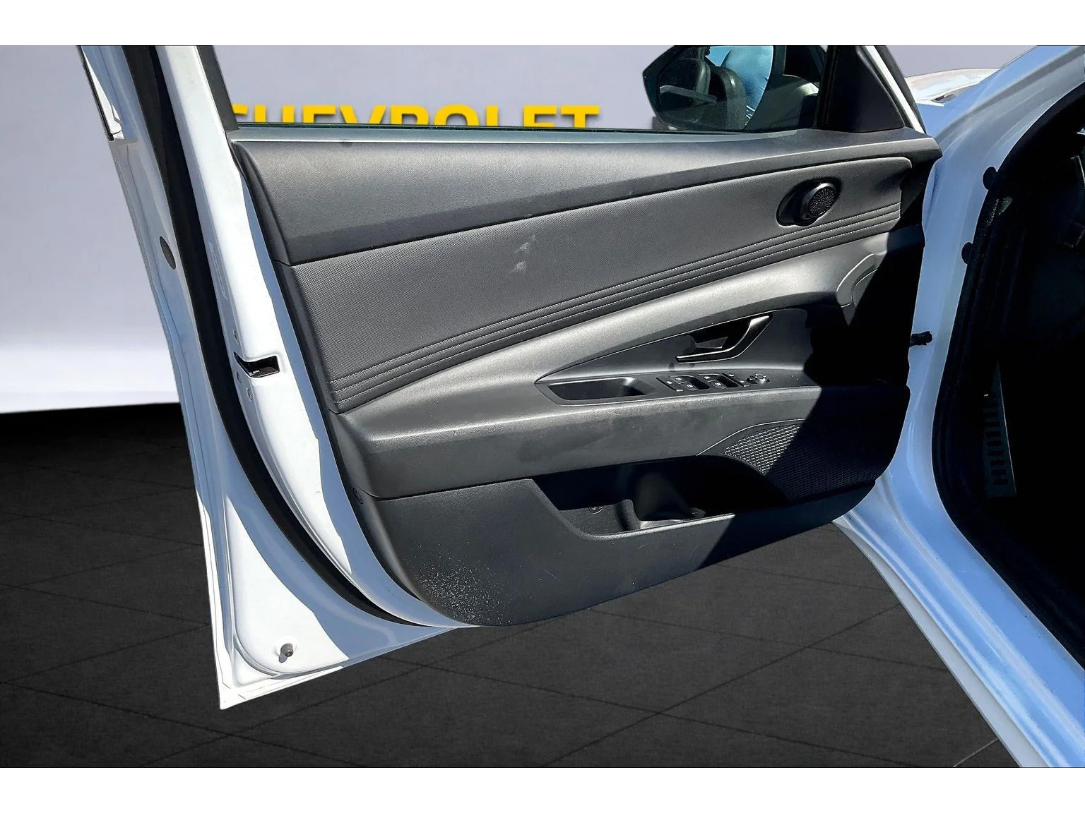 Used 2025  Hyundai SEL Sport image 16