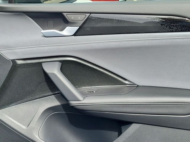 New 2026  Volkswagen 2.0T SE R-Line Black image 18