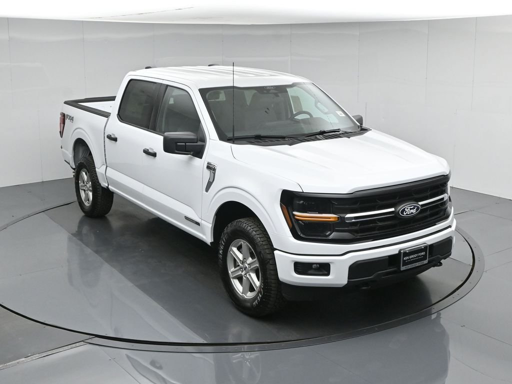 New 2026 Oxford White Ford XLT image 37