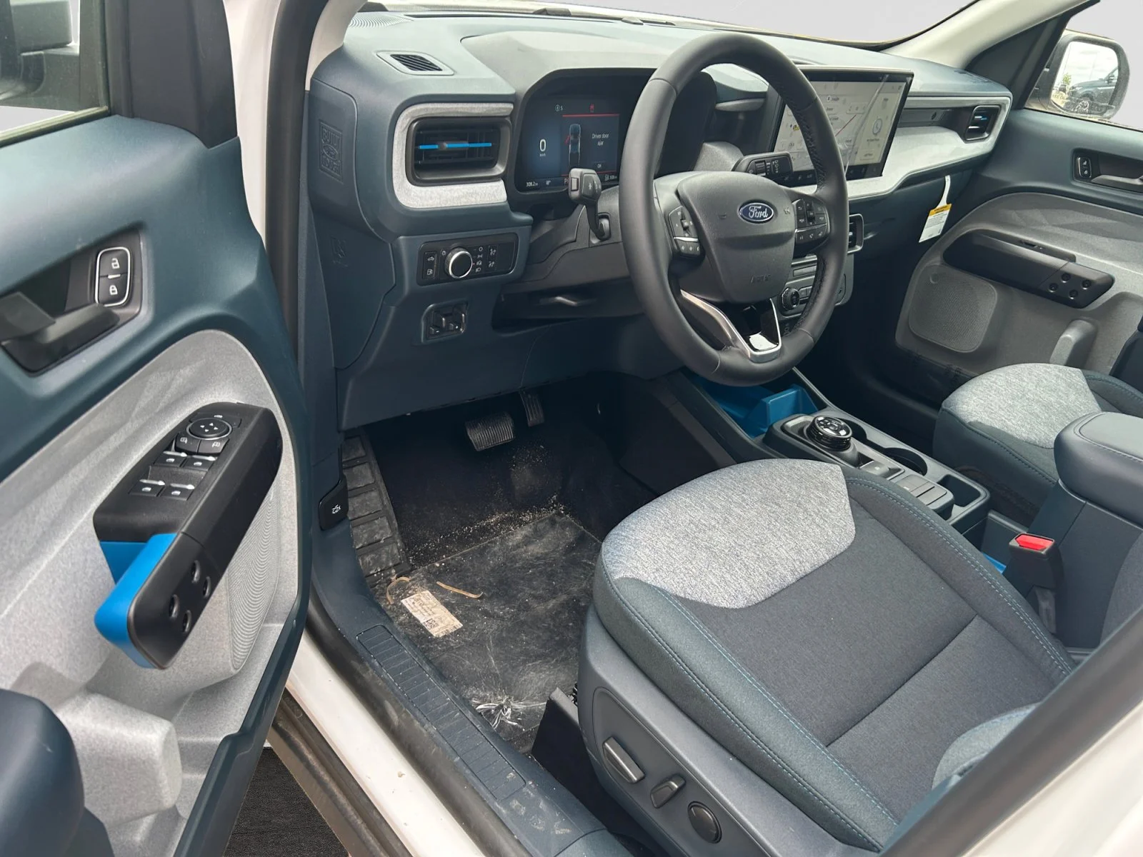 New 2026 Oxford White Ford XLT image 12
