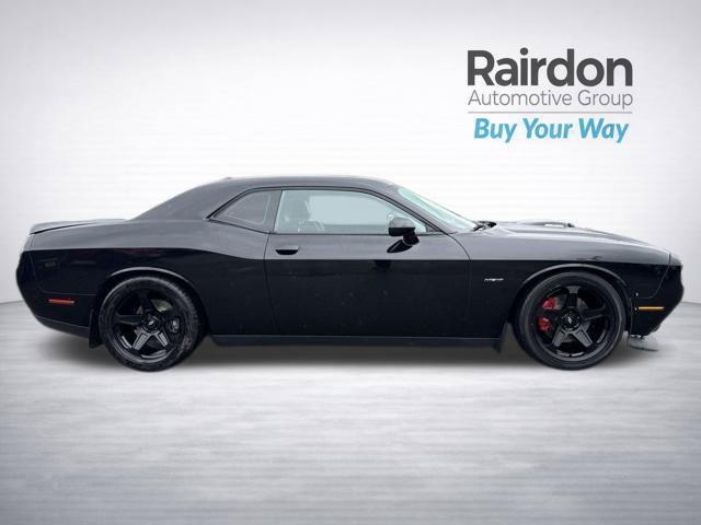 Used 2016 Pitch Black Clearcoat Dodge R/T Plus Shaker image 8