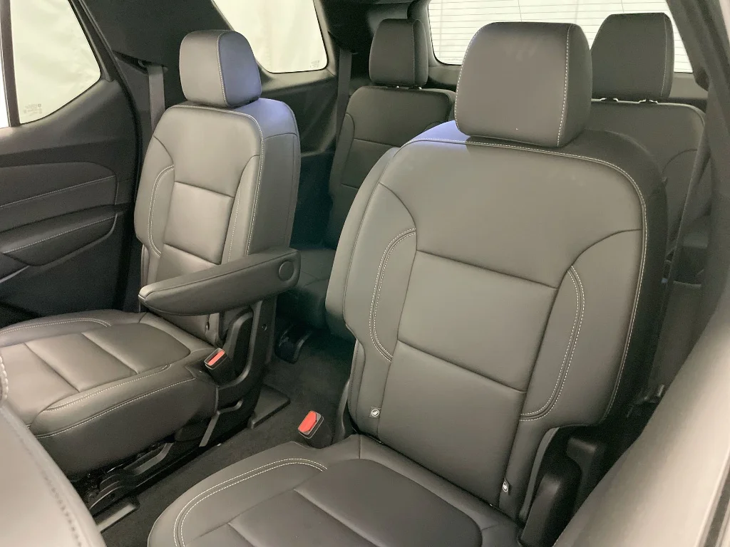 Used 2023 Sterling Gray Metallic Chevrolet LT Leather image 26
