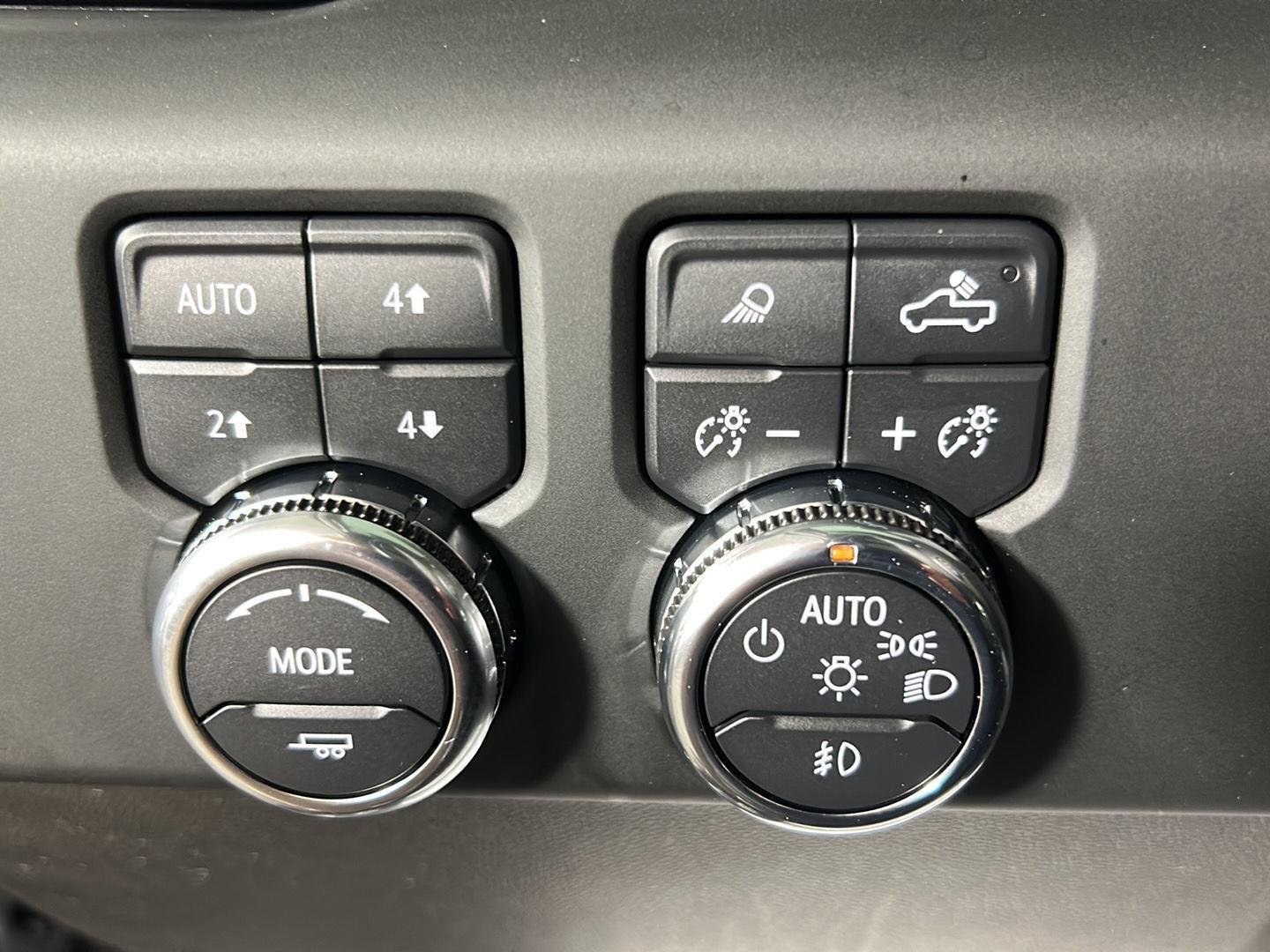 Used 2024 Sterling Metallic GMC Denali image 21