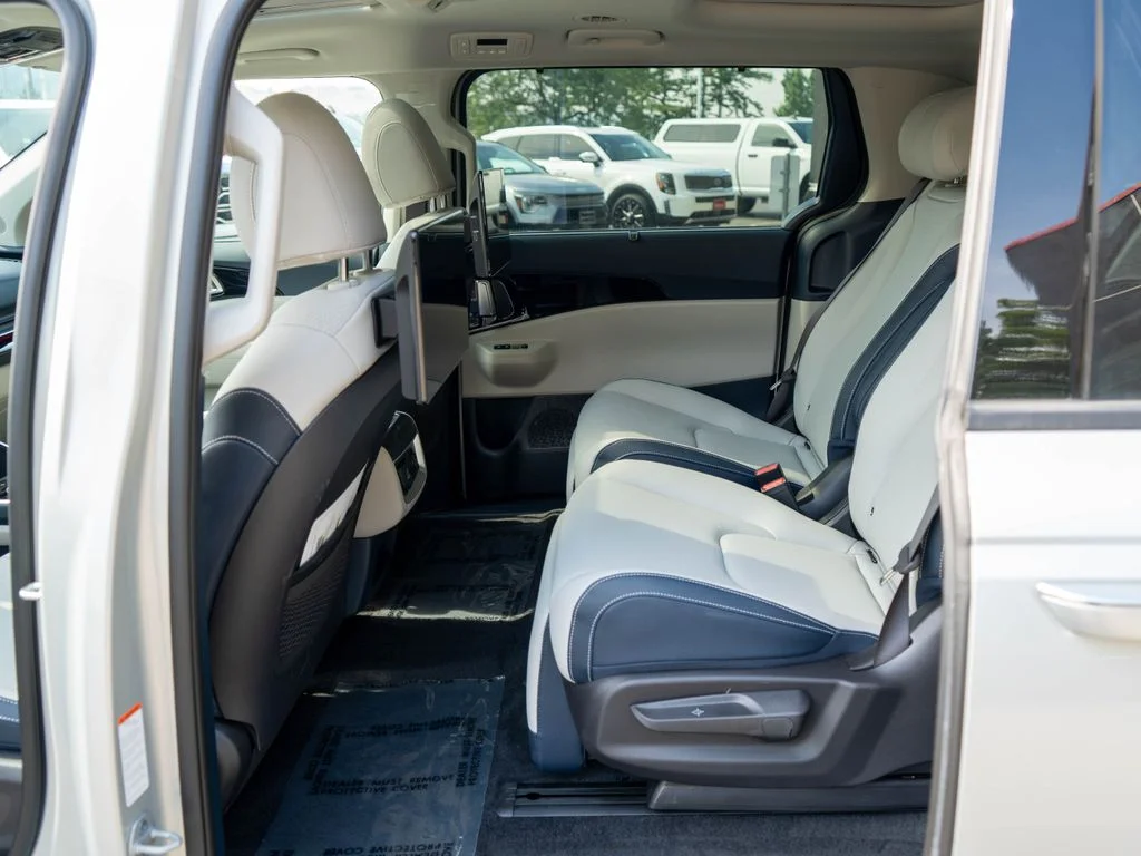 New 2026 White Kia SX Prestige image 14