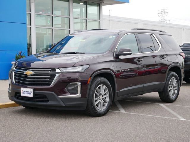 Used 2023 Chevrolet Traverse 3LT with VIN 1GNEVHKW1PJ221108 for sale in Roseville, Minnesota