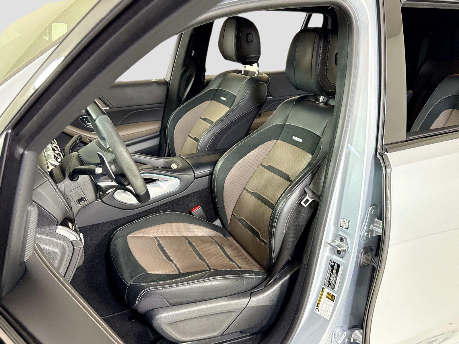 Used 2023 Cirrus Silver Metallic Mercedes-Benz AMG® GLS 63 | Night Pkg | Heated/Cooled Seats image 14