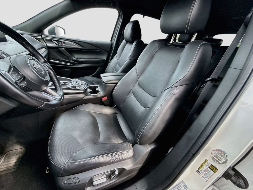 Used 2021 Snowflake White Pearl Mica Mazda Grand Touring image 22