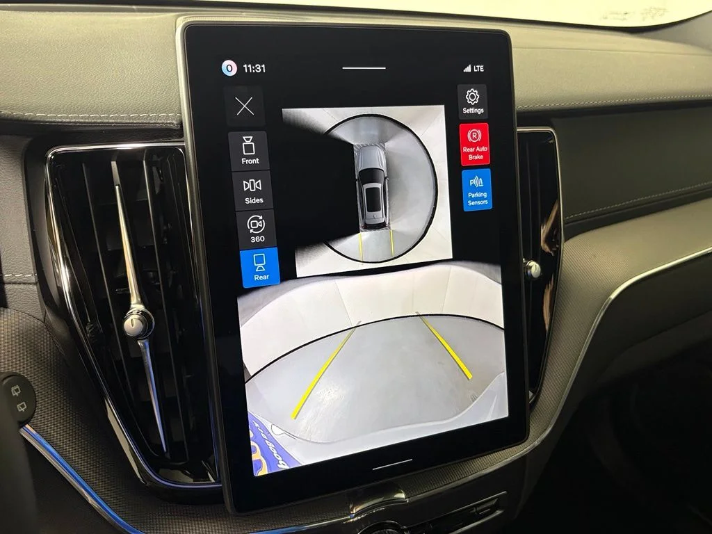 New 2026 Gray Metallic Volvo Ultra image 28