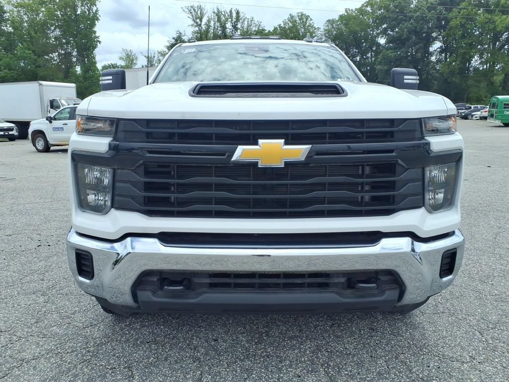 New 2025 Summit White Chevrolet Work Truck image 18