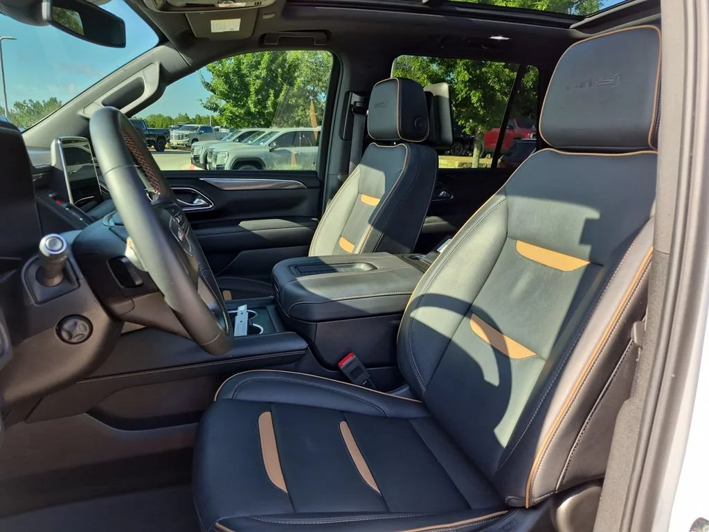 Used 2023 Summit White GMC AT4 image 23