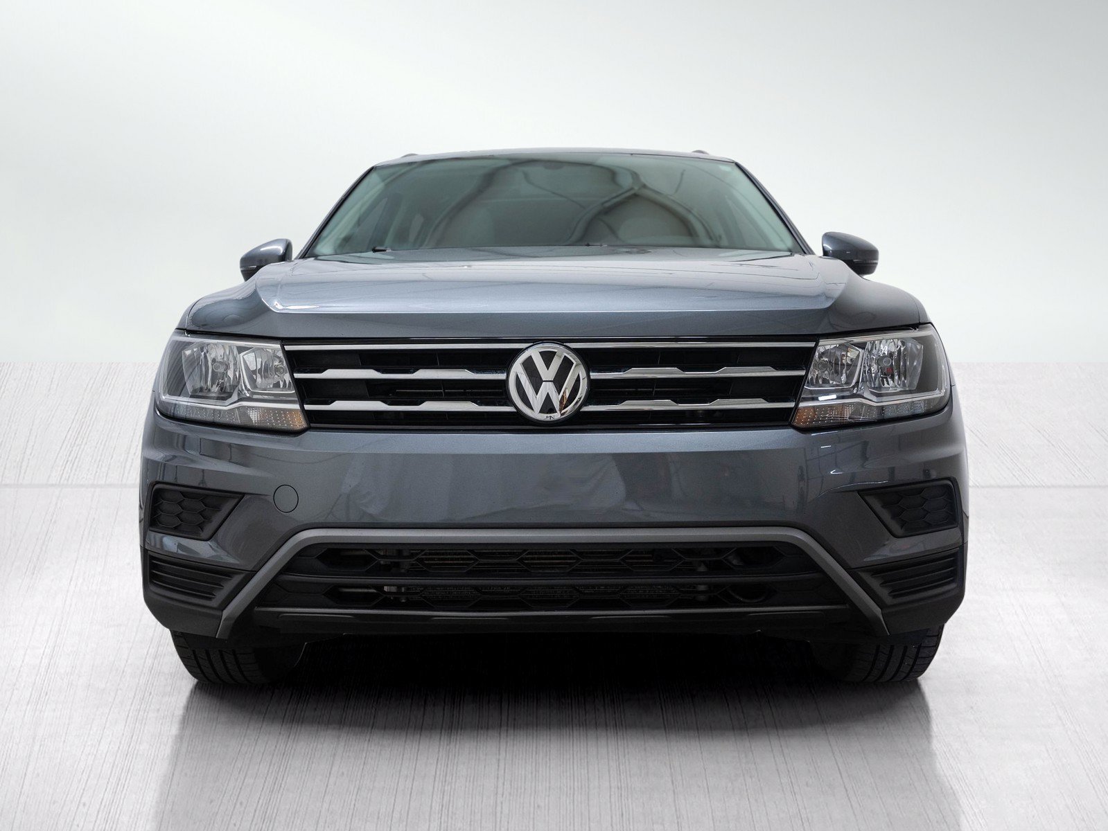 Used 2019 Volkswagen Tiguan SE with VIN 3VV2B7AX7KM107541 for sale in Kansas City
