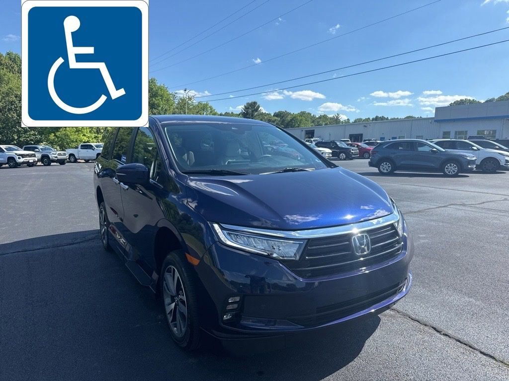 2022 Honda Odyssey Touring's photo