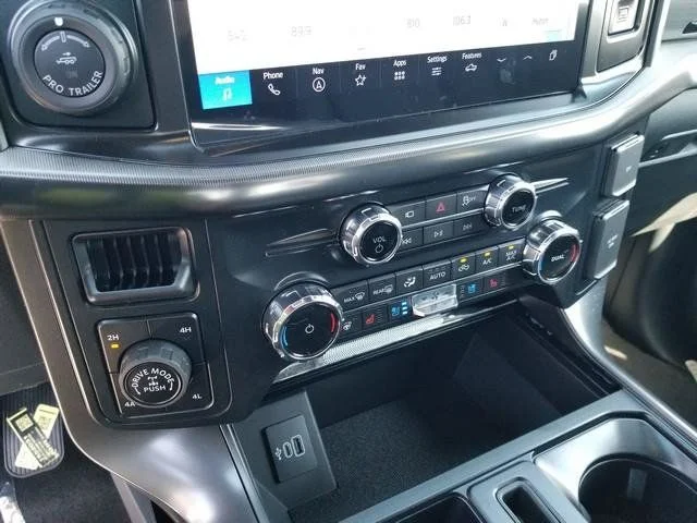 New 2026 White Ford Lariat image 23