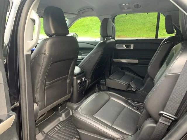 Used 2022 Black Ford Limited image 19