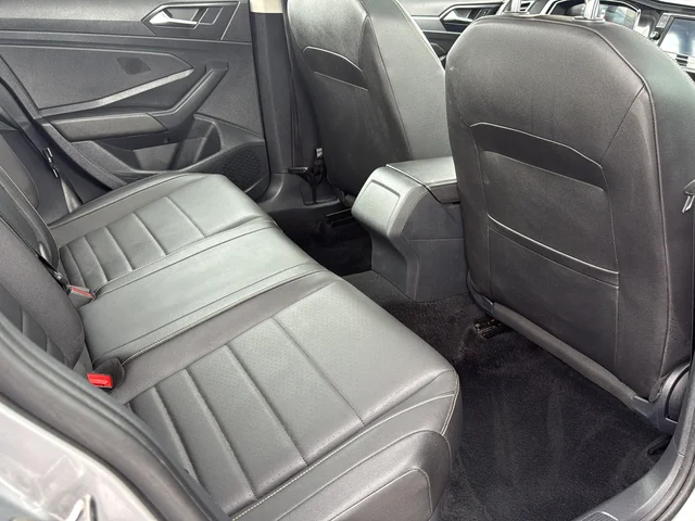 Used 2024 Silver Volkswagen 1.5T SE image 11