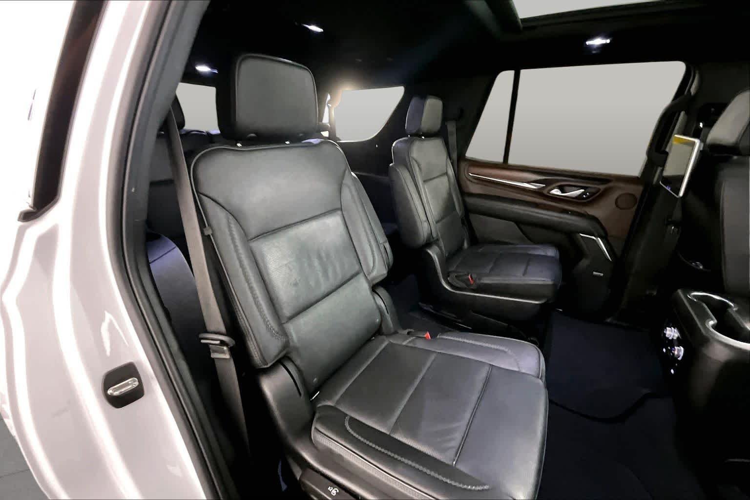 Used 2022 Summit White GMC Denali image 19