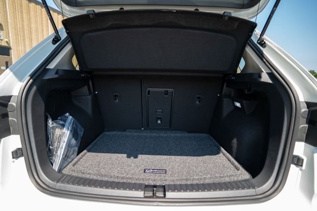 2025 Volkswagen Taos SE - Photo 34