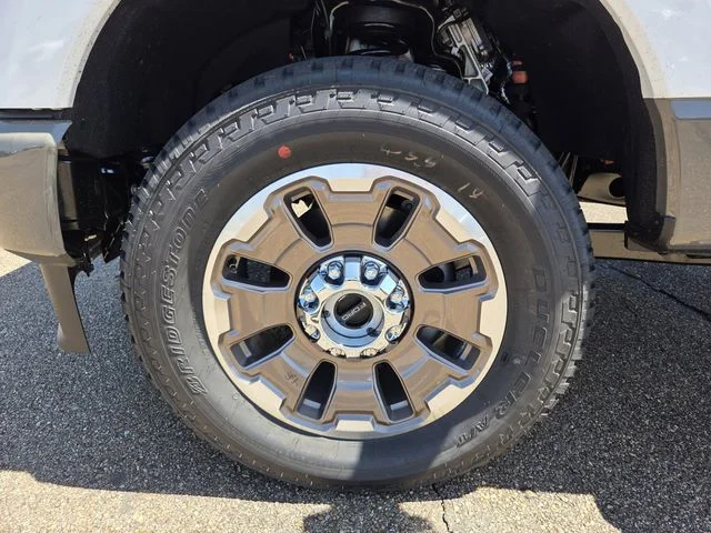 New 2026 Star White Metallic Tri-Coat Ford F-250® King Ranch® image 23